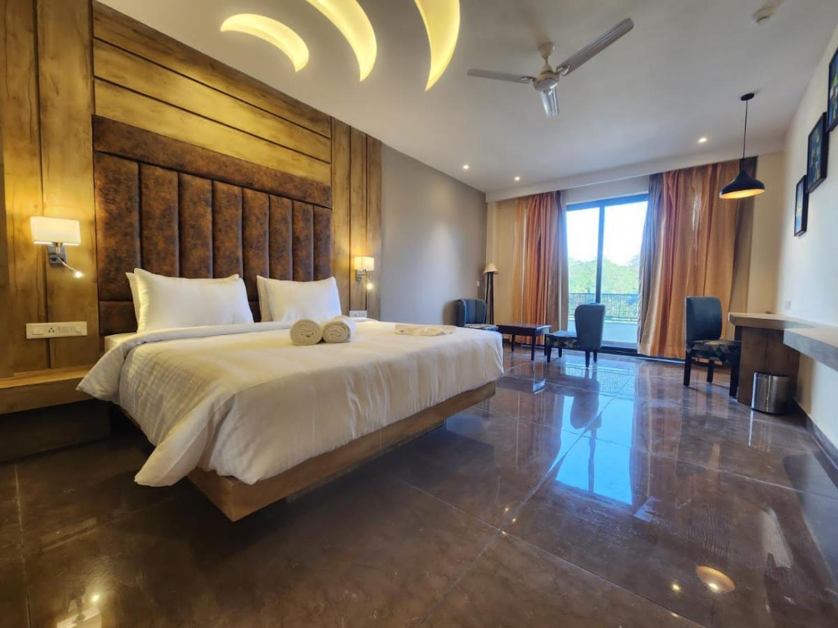 Aachman River And Valley View Resort Dharamshala - A Riverside Resort With Balcony View Luaran gambar
