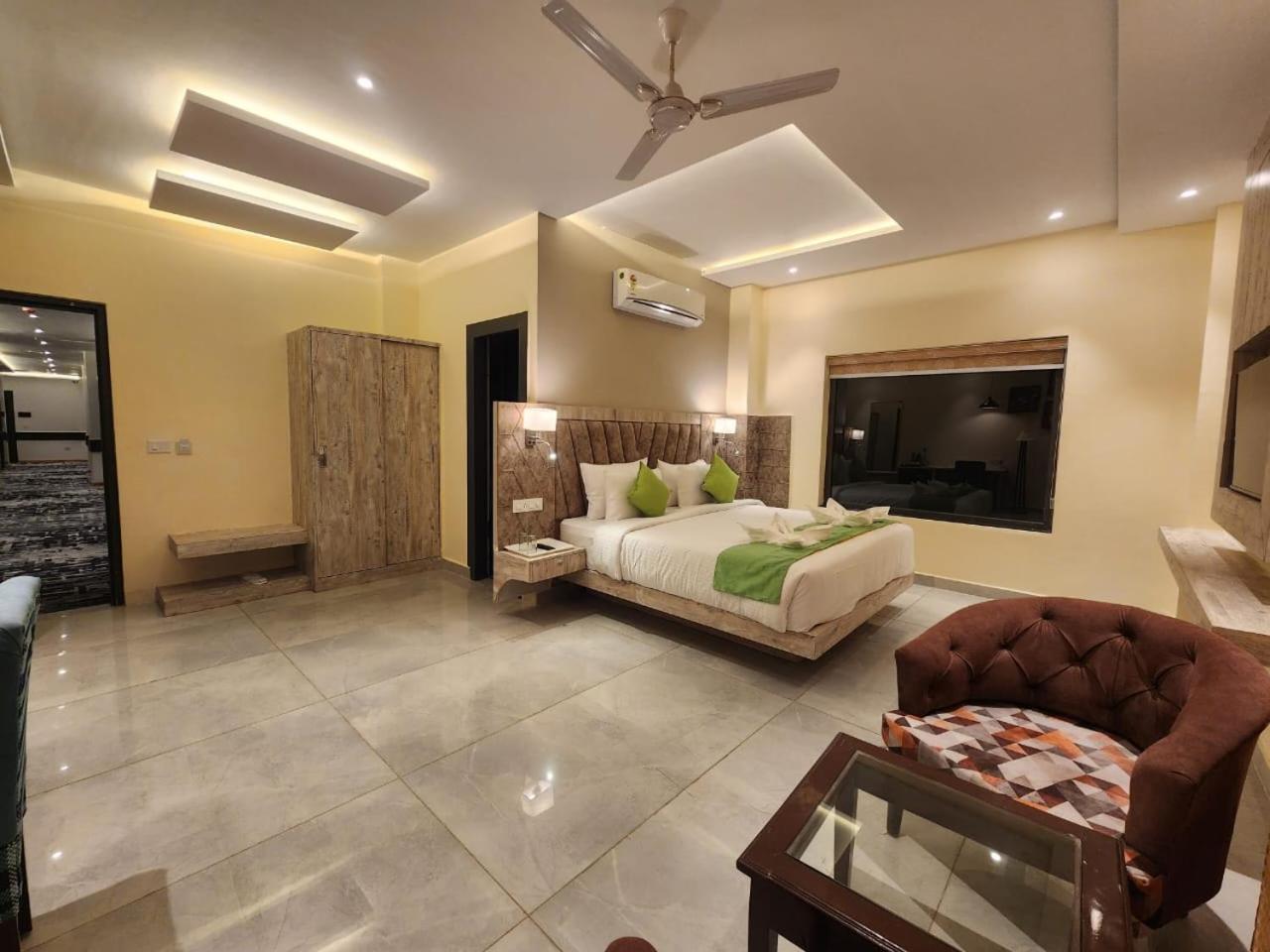 Aachman River And Valley View Resort Dharamshala - A Riverside Resort With Balcony View Luaran gambar