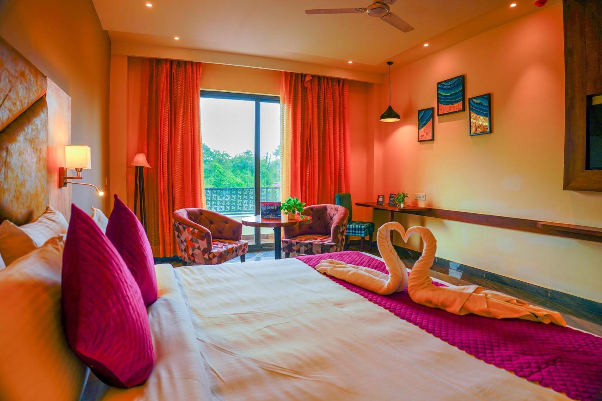 Aachman River And Valley View Resort Dharamshala - A Riverside Resort With Balcony View Luaran gambar