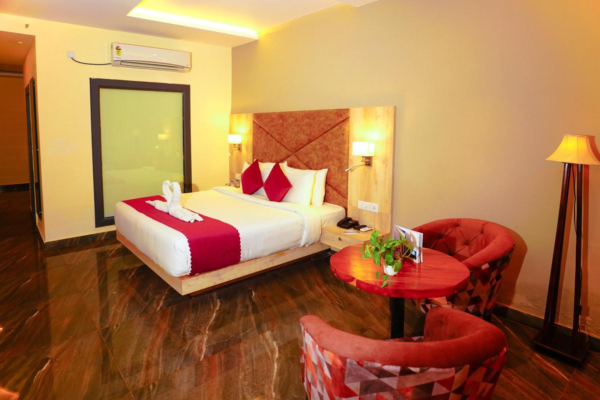 Aachman River And Valley View Resort Dharamshala - A Riverside Resort With Balcony View Luaran gambar